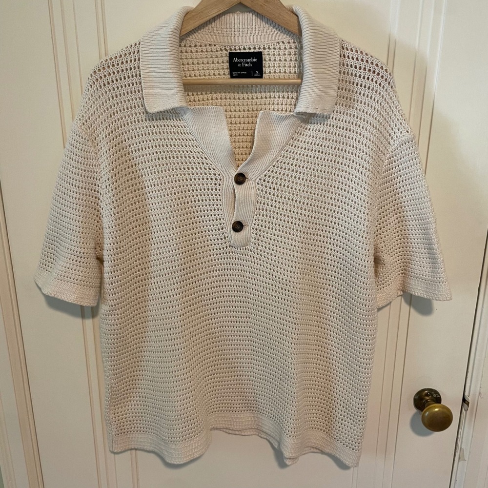 Abercrombie Crochet Open Knit Polo Short Sleeve Shirt Small